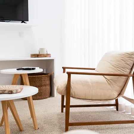 Big Waves Retreat - By Nest & Co Nazaré